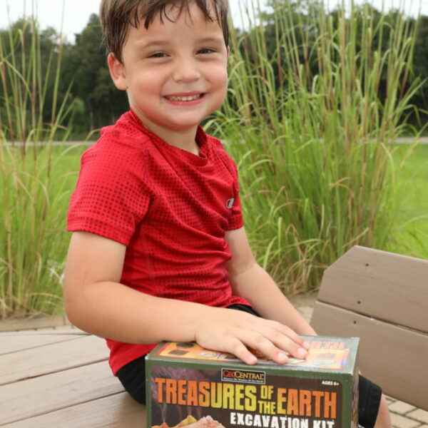 Treasures of the Earth Excavation Kit