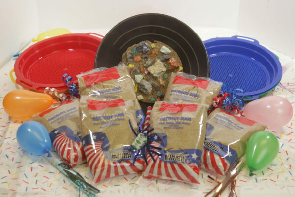 Patriot bag mining party pack with six bags and six sifters
