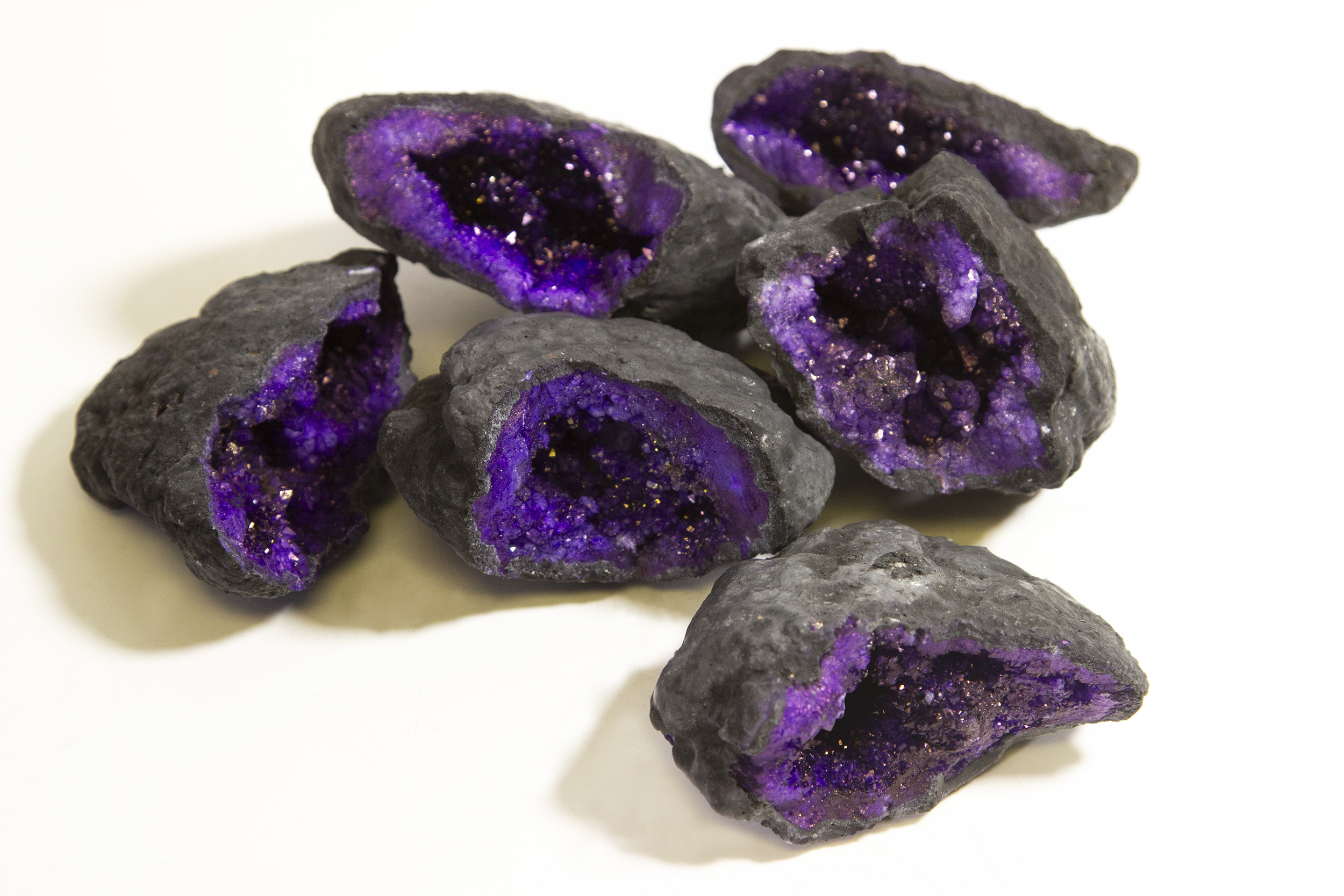 assorted medium purple dyed geodes