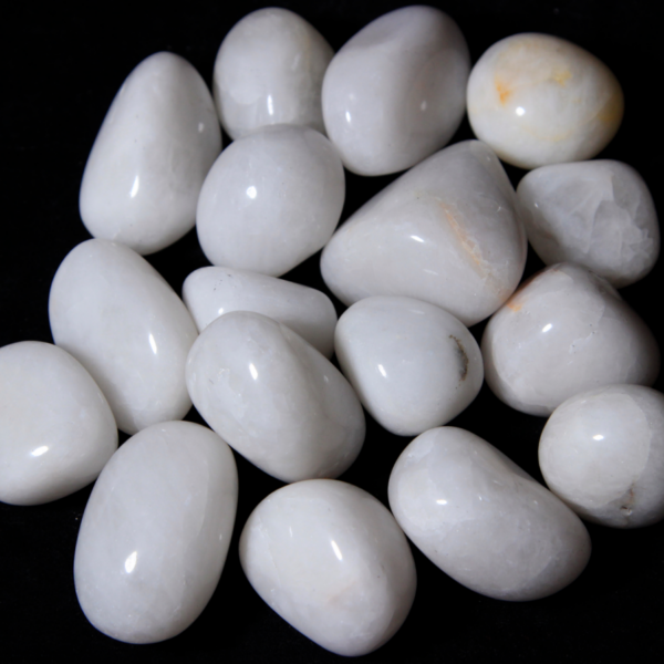 1lb of Medium Tumbled White Agate (26mm-32mm)