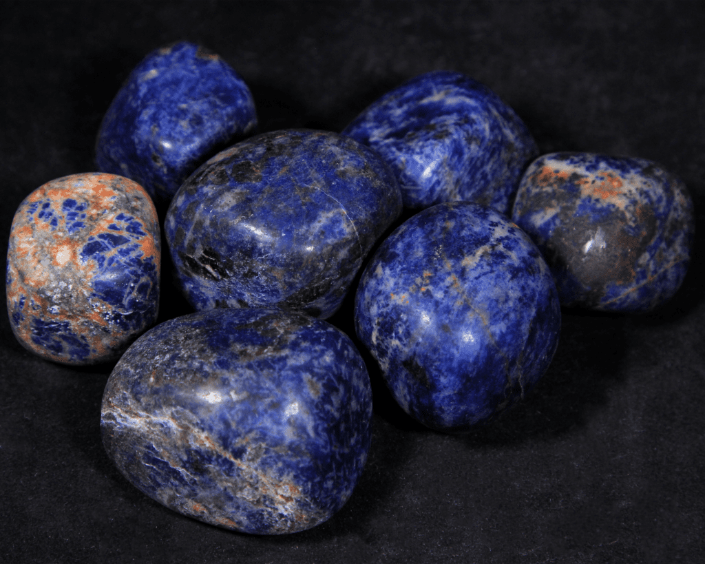 1lb-of-tumbled-large-sodalite-33mm-50mm-kids-love-rocks