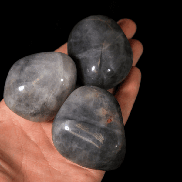 Large Tumbled Stone (33mm-50mm)