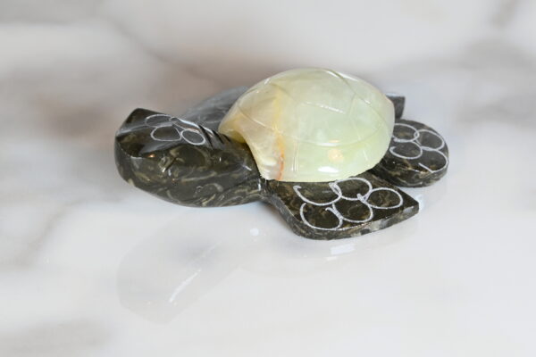 Two inch White Marble Natural Turtle