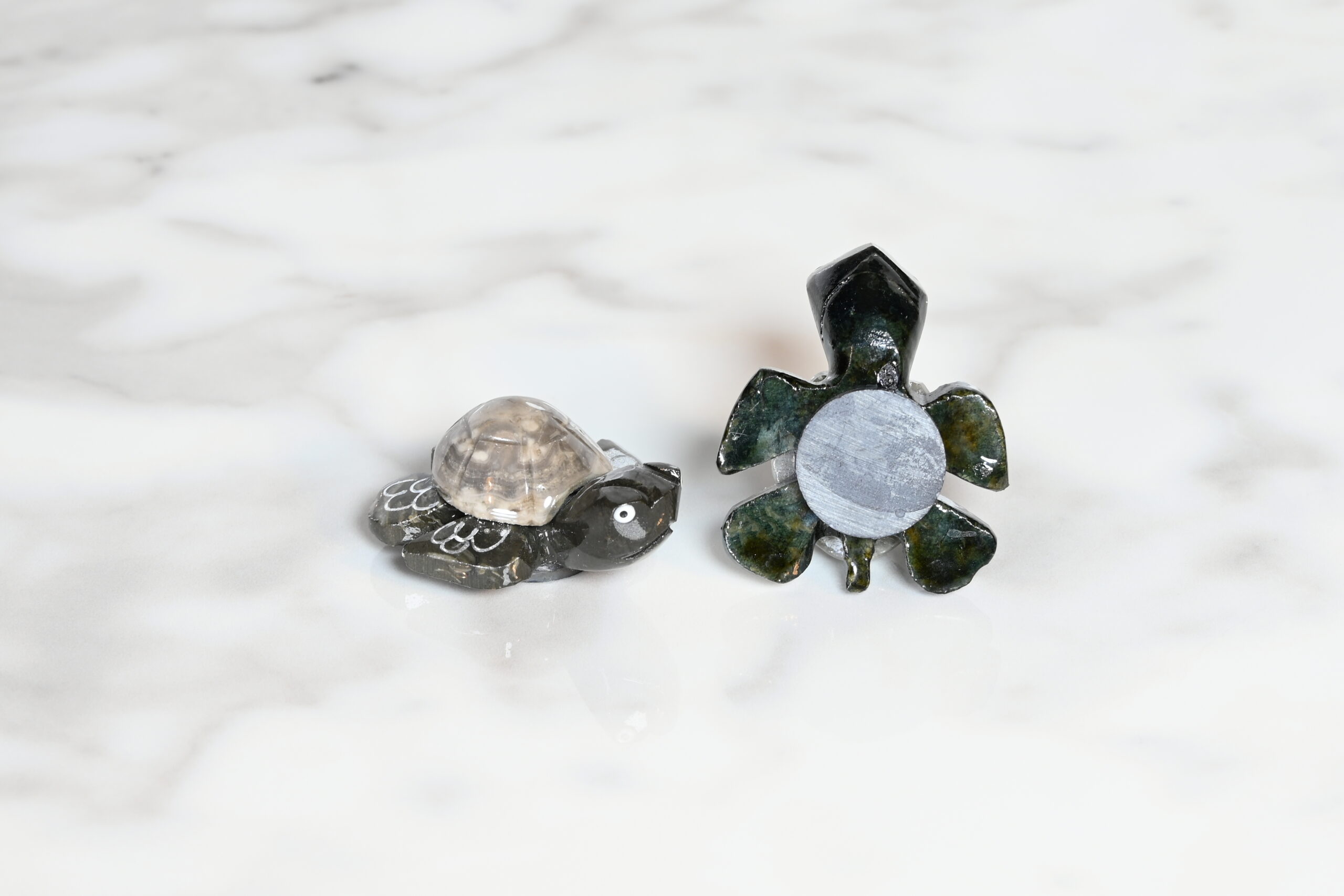 Natural Marble Turtle Magnet 1.5