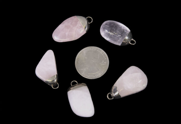 rose quartz pendant with quarter
