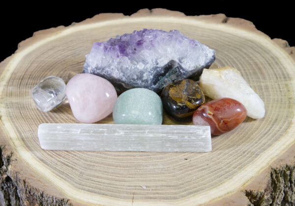 Mini Crystal kit with assorted crystals