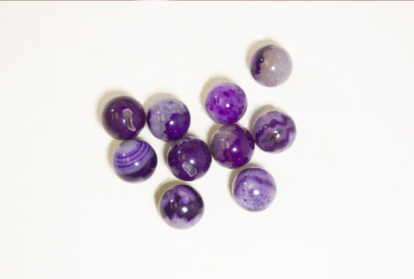 dyed purple agate spheres