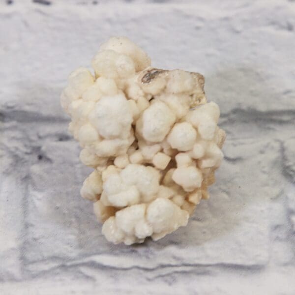 Natural Kokoweef, white Aragonite Formation