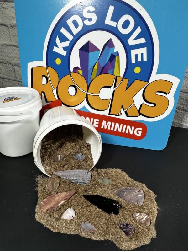 Arrowhead Bucket