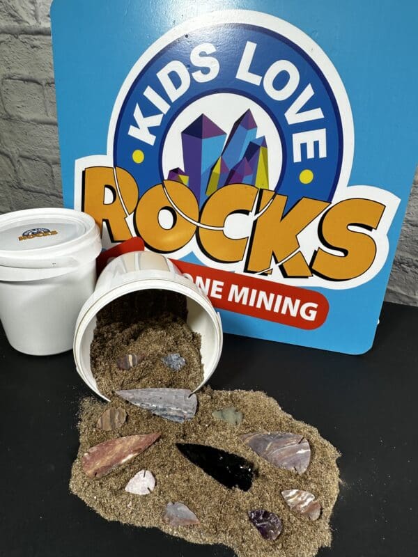 Arrowhead Bucket