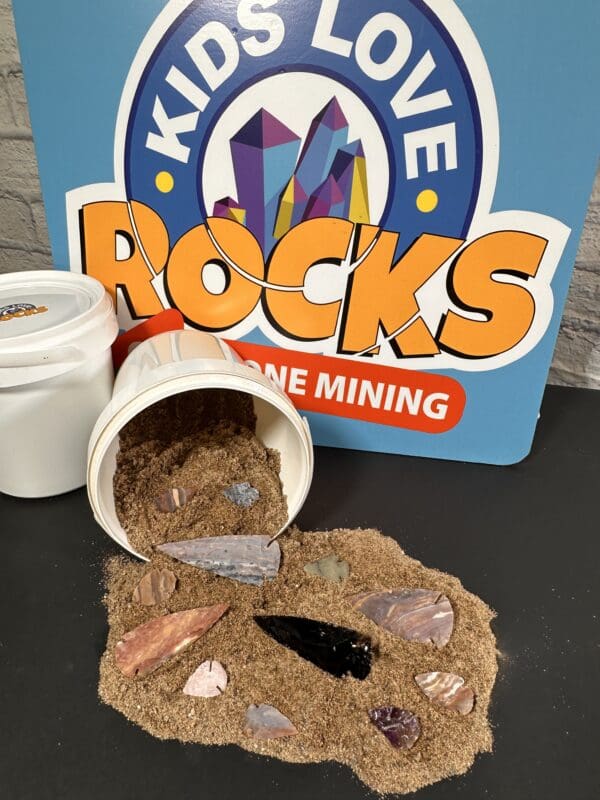 Arrowhead Bucket